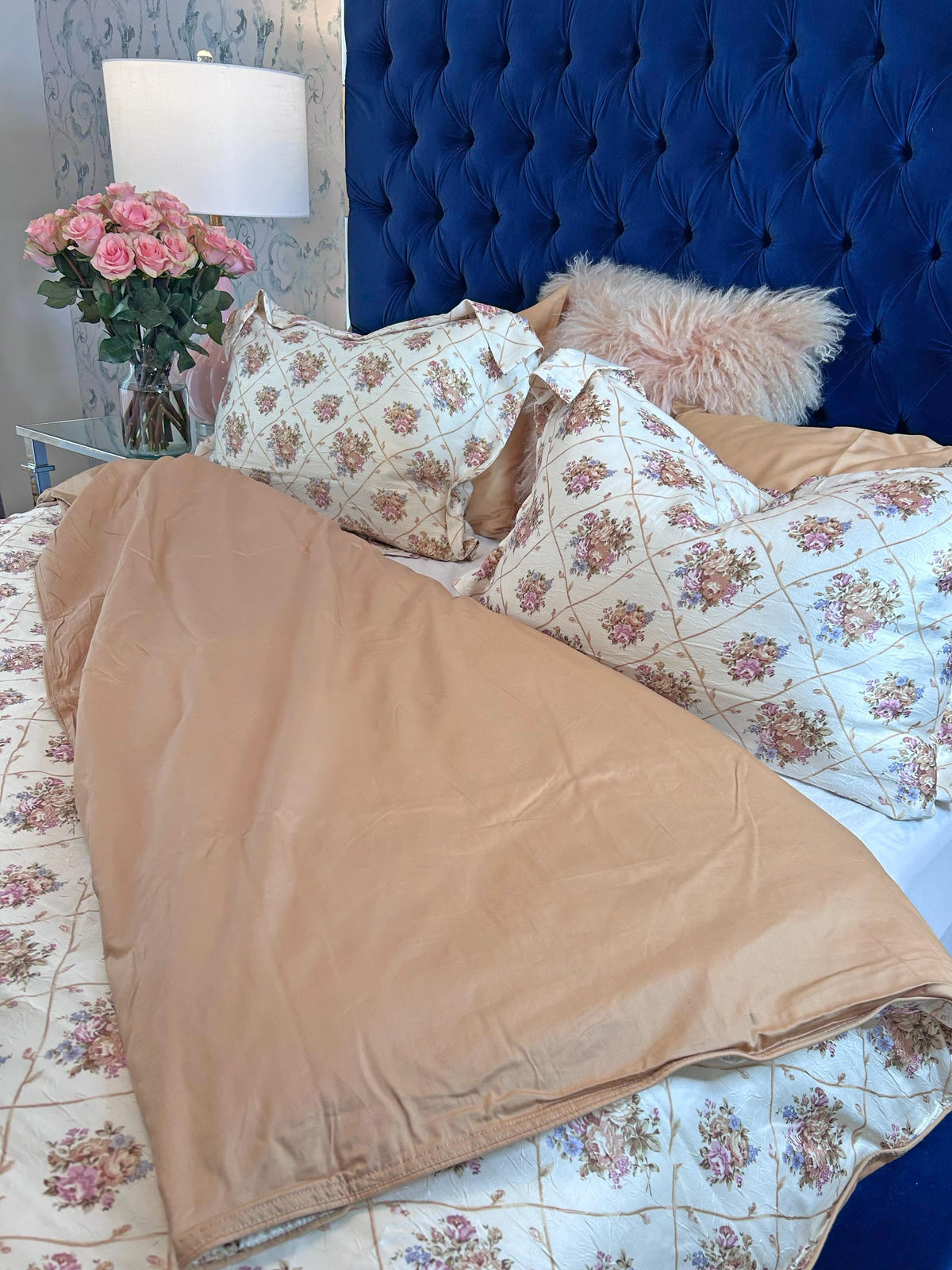 Tessa bedding set full view of the complete set