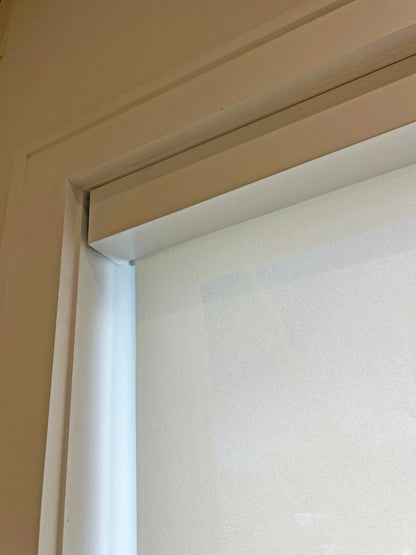 Solar Screen Roller Shade — Custom Size