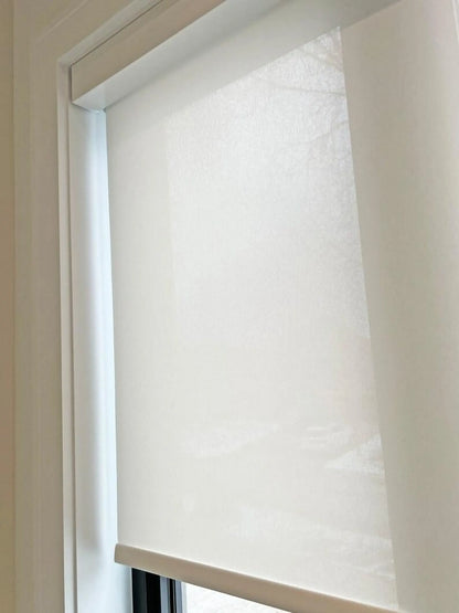 Solar Screen Roller Shade — Custom Size