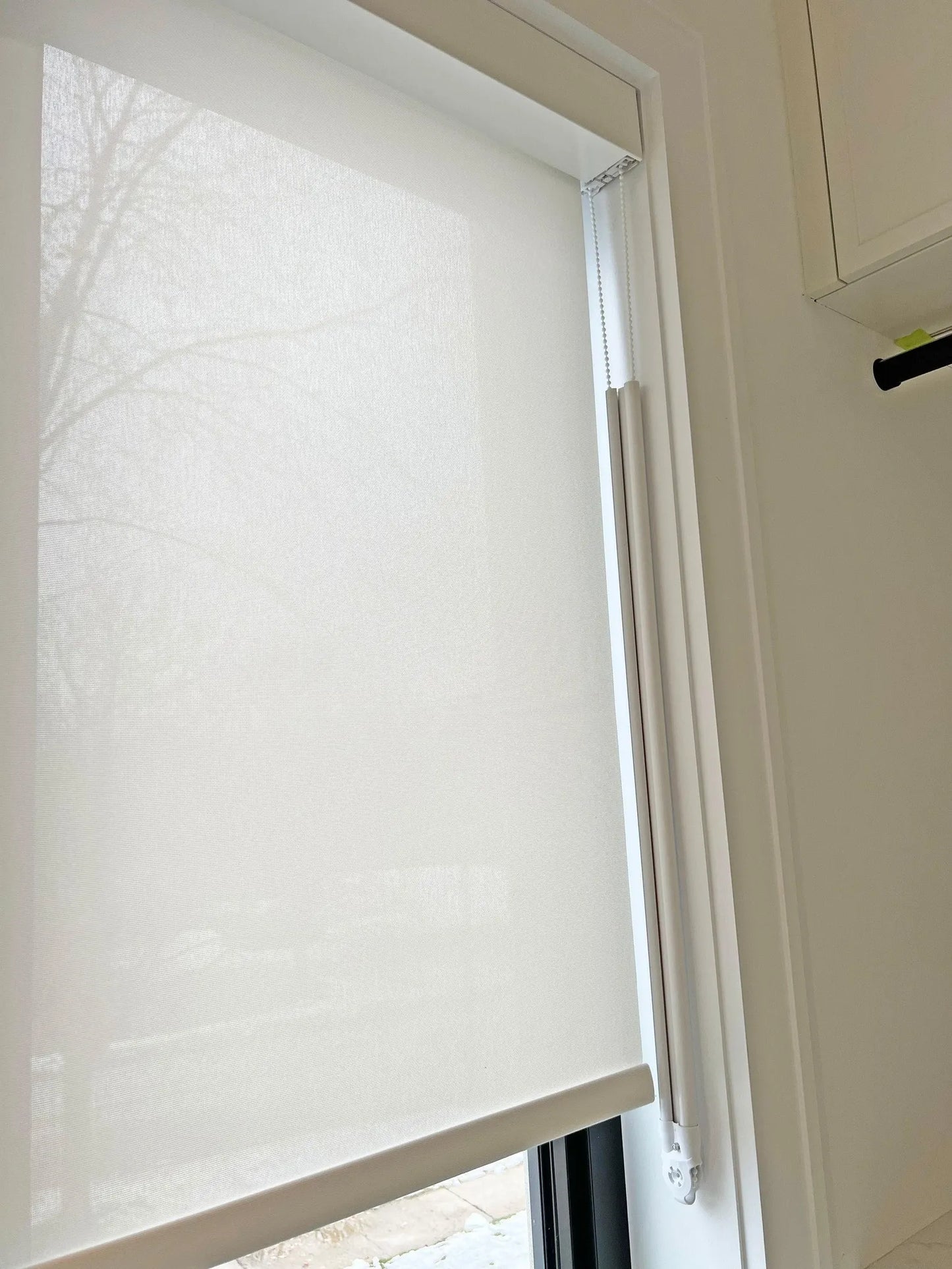 Solar Screen Roller Shade — Custom Size