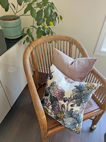 Velvet flowers pillow — floral print detail
