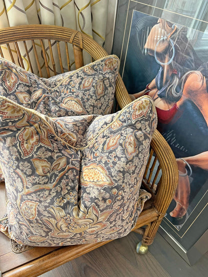 Calloway floral pillow — fabric print detail