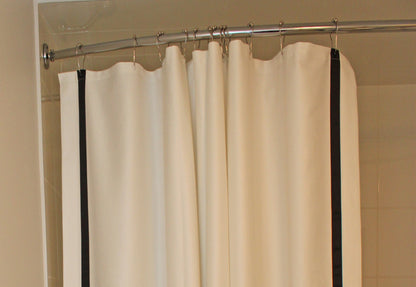 Buttonhole top hung from standard shower hooks — LOGANOVA