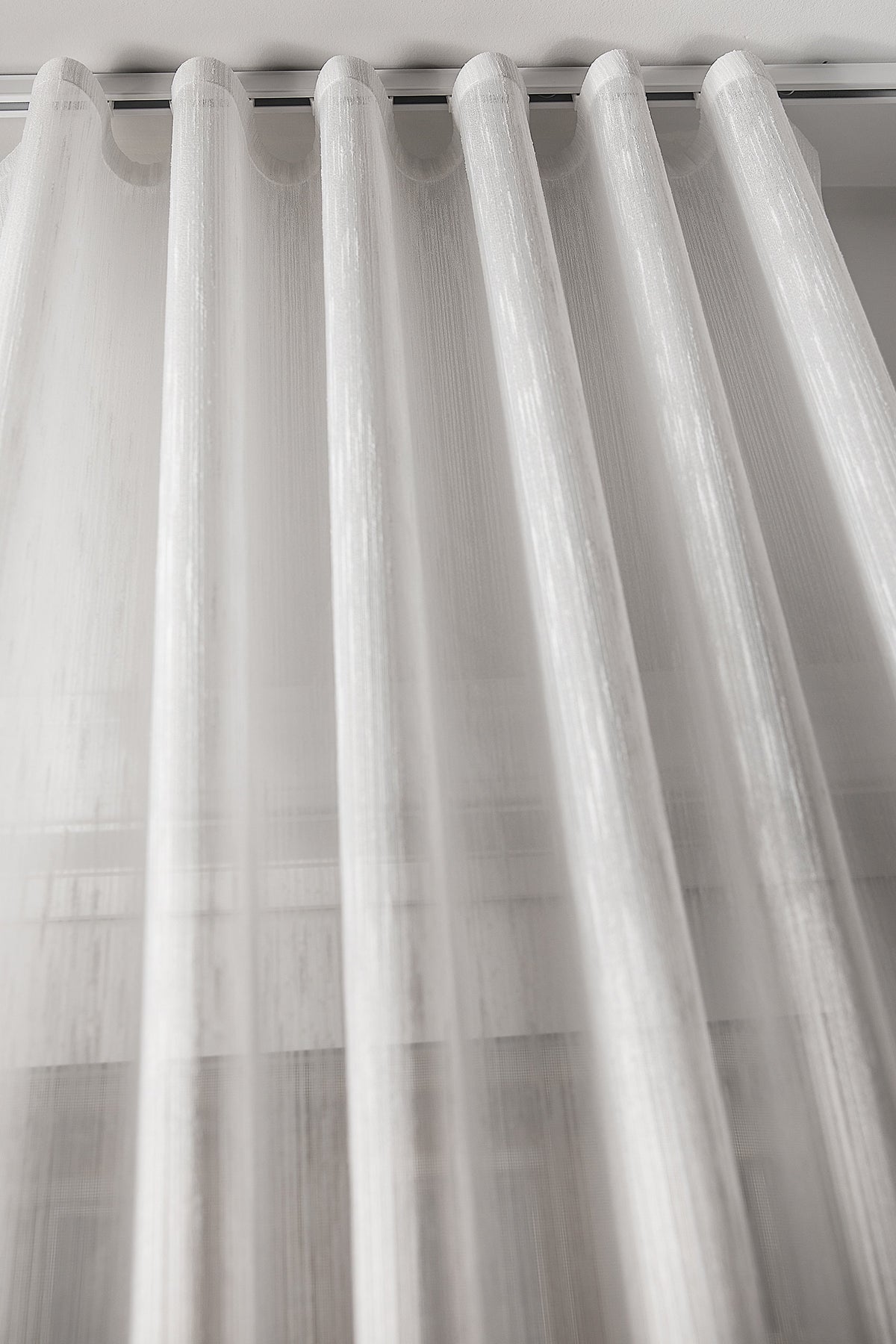 Close-up of Lugano fabric showing the vertical slub texture