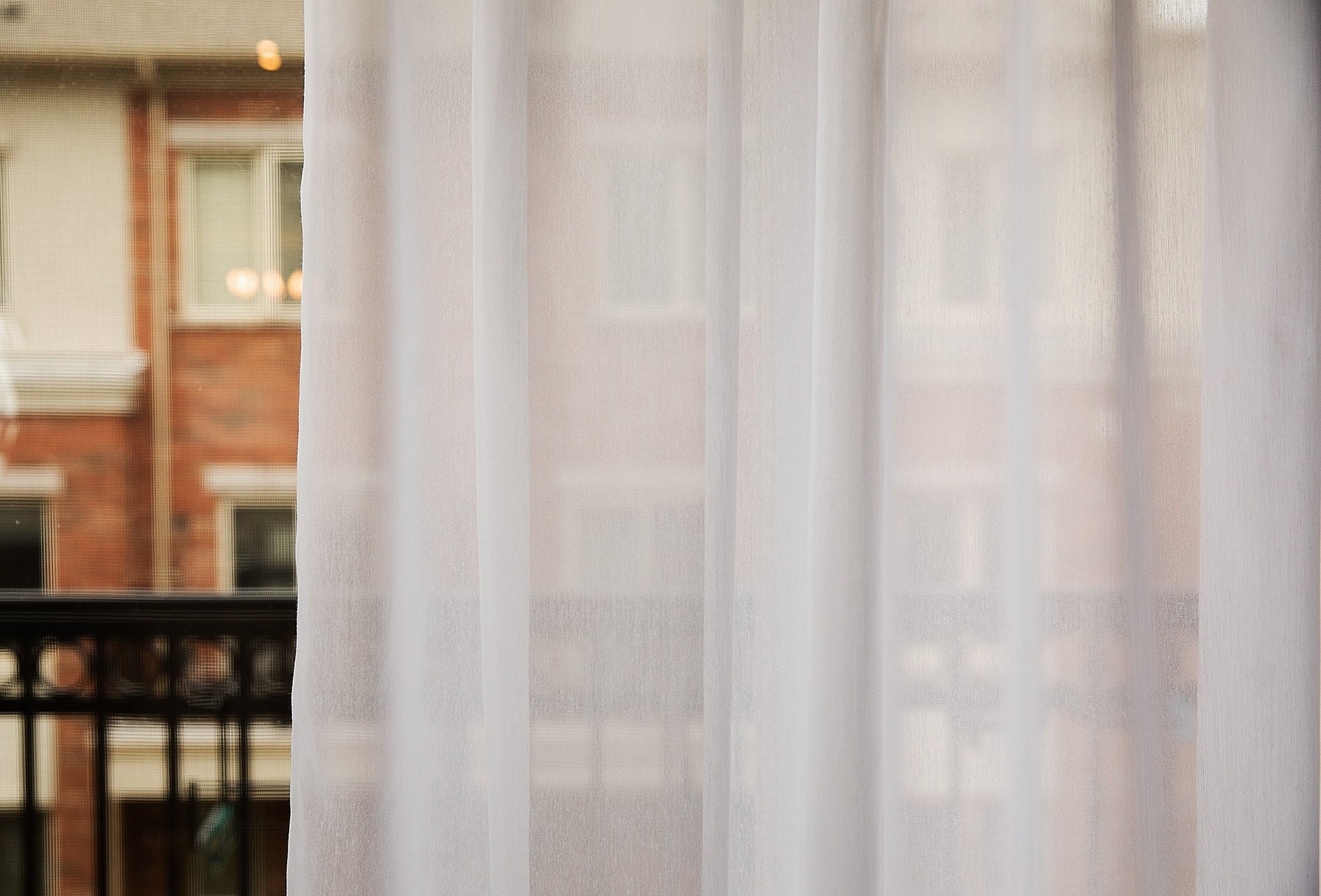 Dallas sheer s-fold curtains detail