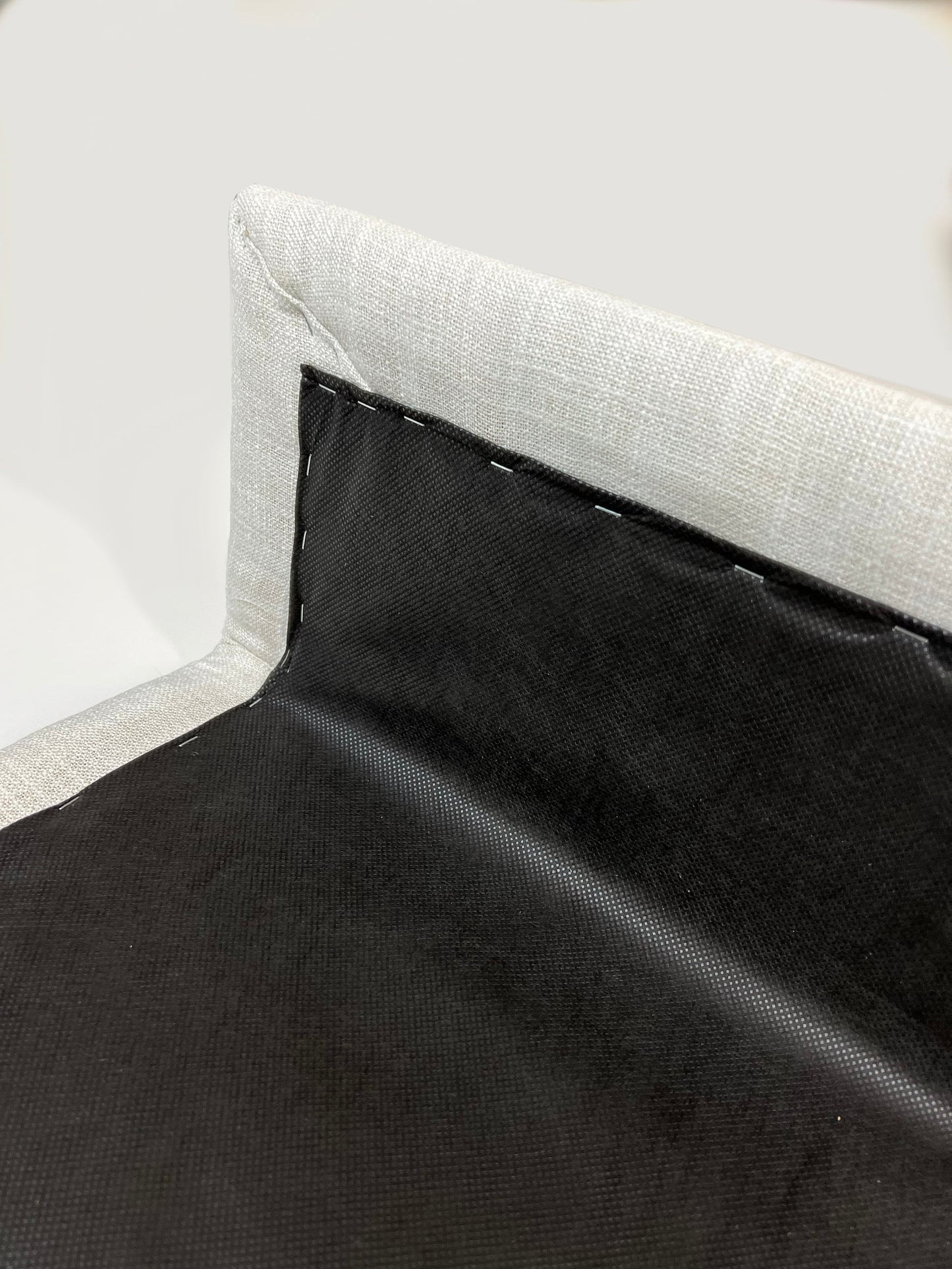 Inside of the pelmet: upholstered corner and lining construction — LOGANOVA