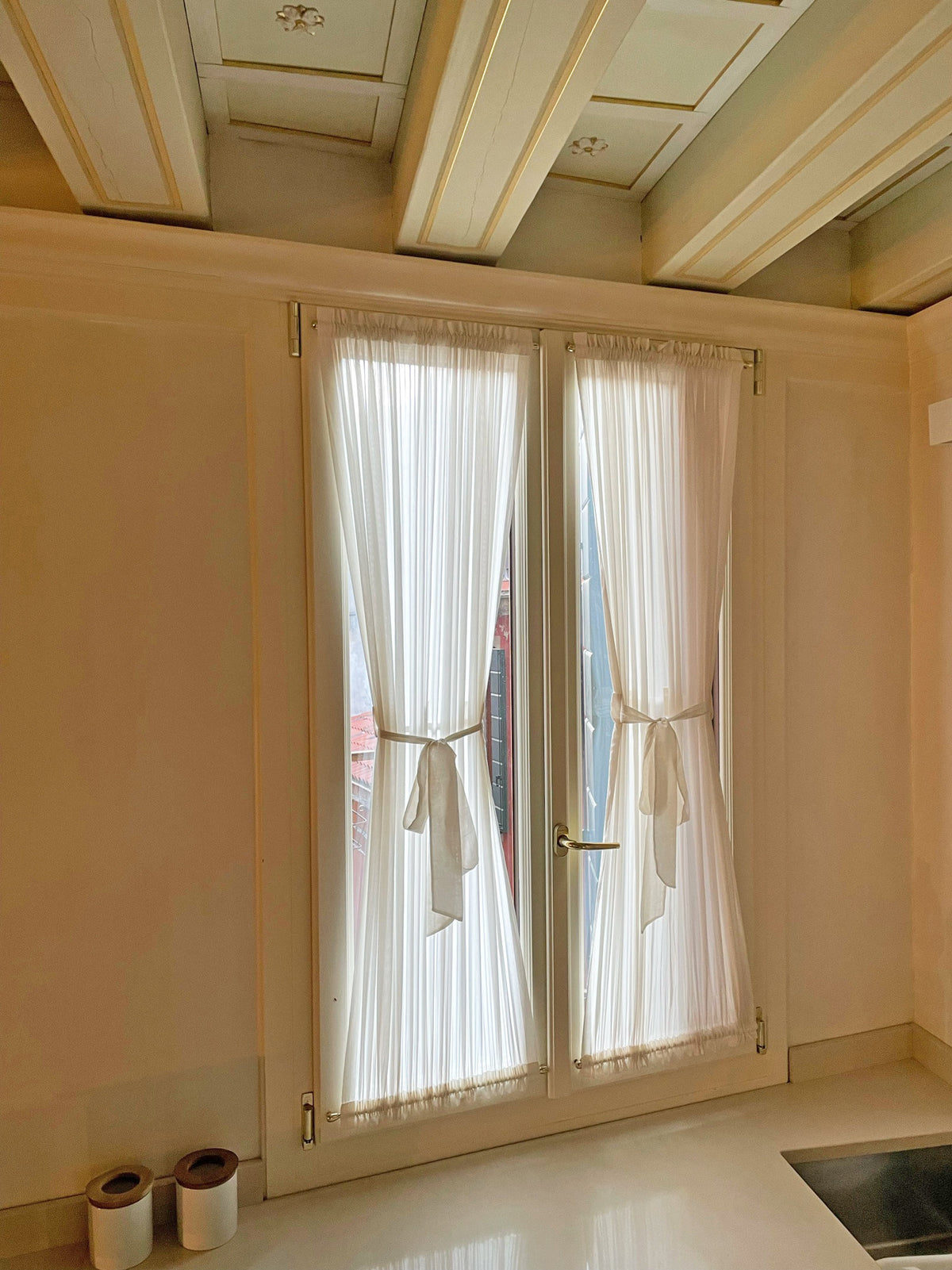Kidman sheer colour range