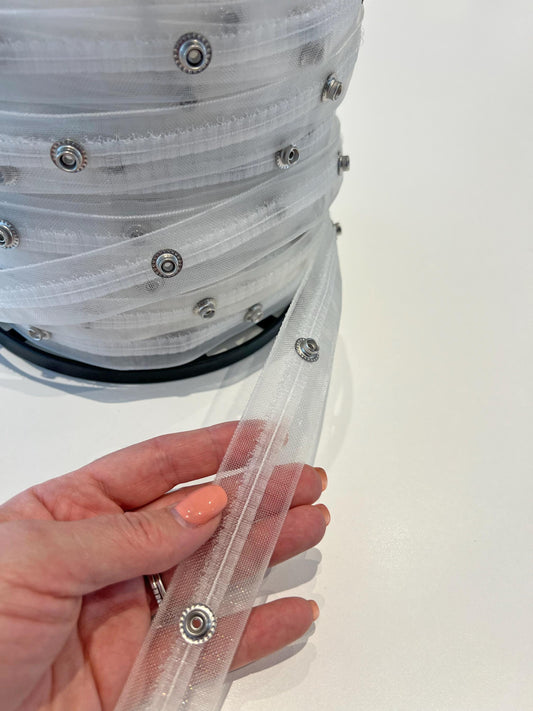 Snap tape for ripple fold drapery