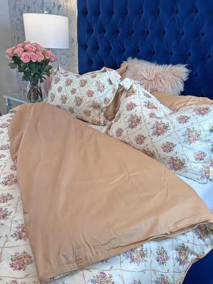 Tessa bedding set full view of the complete set