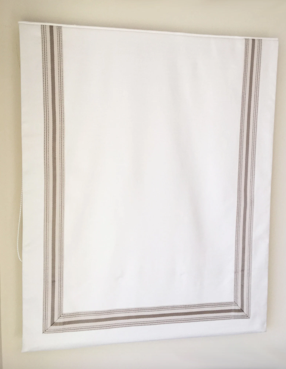 Relaxed Roman Shade, Custom roman shade, Decorative trim #922, roman shade with chain mechanism, Roman Shades for windows, window treatments