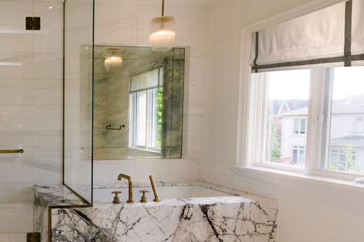 Silver colour of border