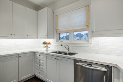 Maize colour of border